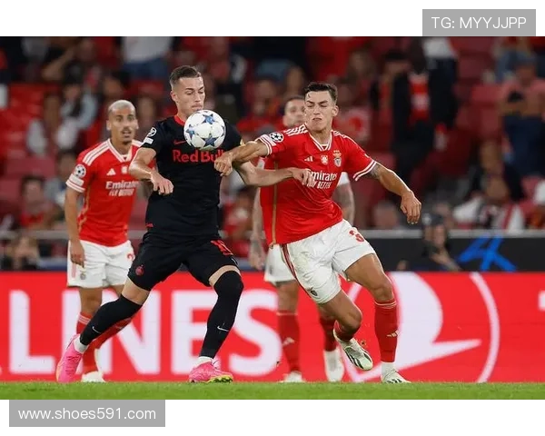 蒙彼利埃队状态回暖，精彩表现展现战术执行力赢得近期比赛胜利