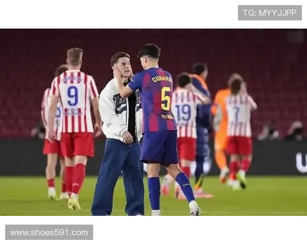 佩德里+加维+德容：巴萨新中场体系解析