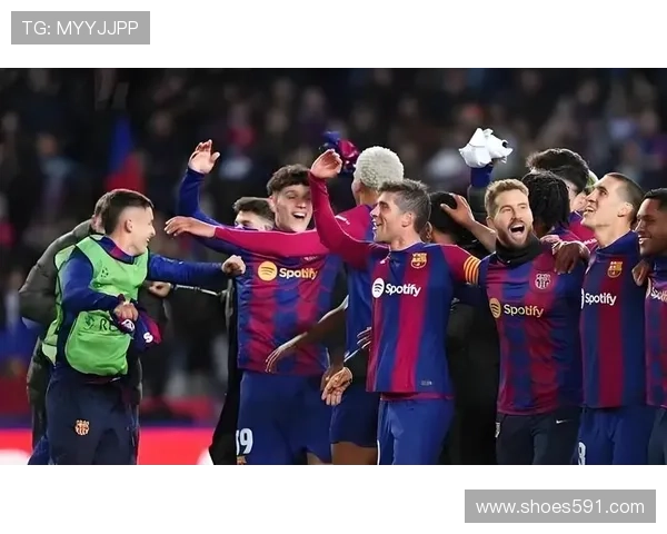 巴萨全队越踢越断线，整体表现波动对赛季走势形成制约