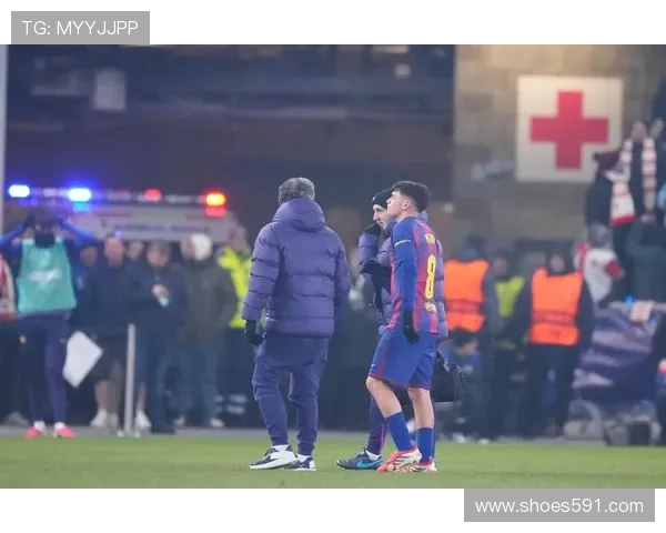 巴萨欧冠经验不足问题,对球队淘汰赛表现与整体竞争力形成影响 巴萨欧冠经验不足问题,对球队淘汰赛表现与整体竞争力形成影响