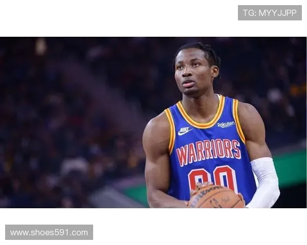 坎特与罗德里:防守型与控场型中场核心差异解析 坎特与罗德里:防守型与控场型中场核心差异解析