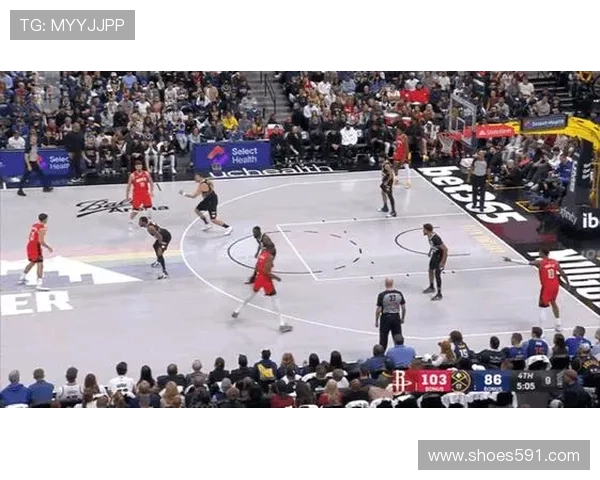 申京挡拆拉开对位内线，较上季助攻低位效率双升